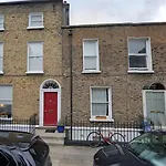 Deeni Place