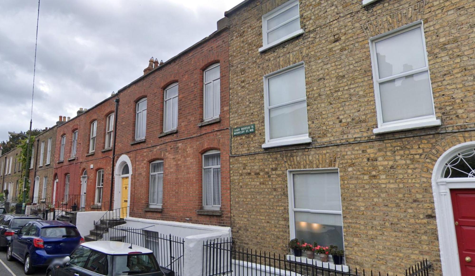 Apartment Deeni Place